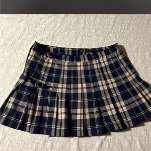 Brandy Melville Navy and white pleated skirt